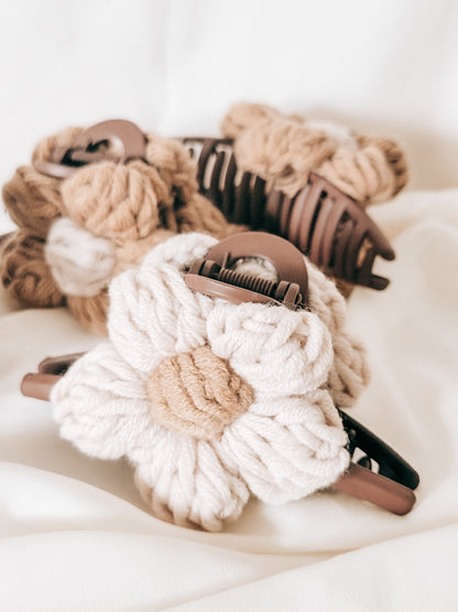Daisy Crochet Hair Claw Clip
